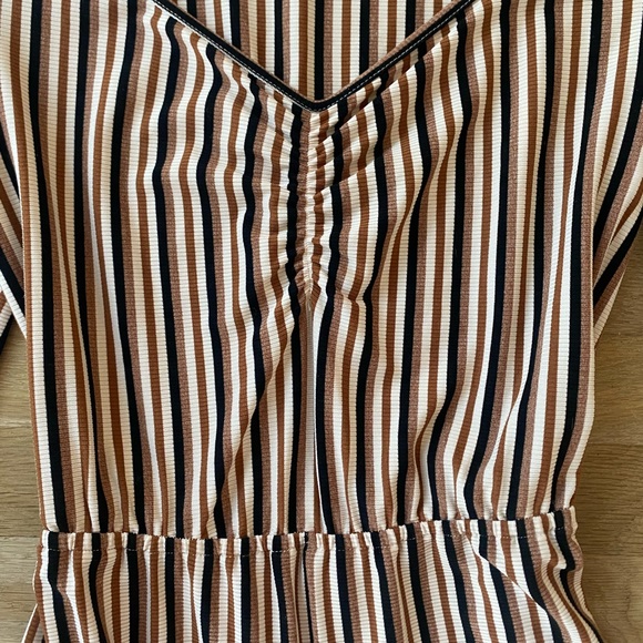 Chelsea and Violet one piece stretch jumpsuit size M - Picture 4 of 8